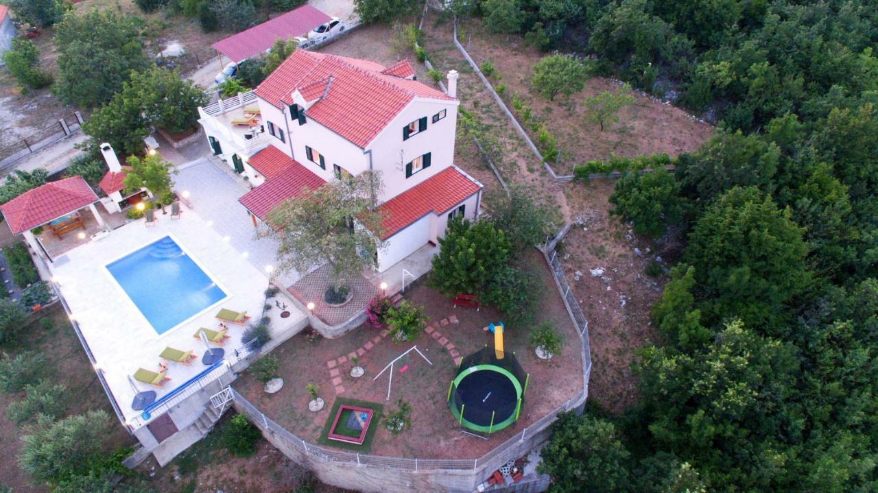 Holiday Home Koprivno Екстер'єр фото